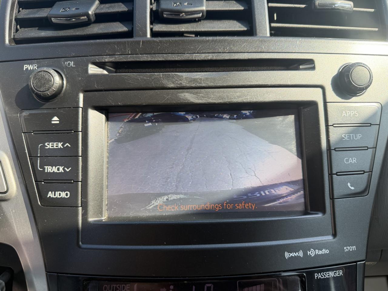 Toyota Prius V photo 27