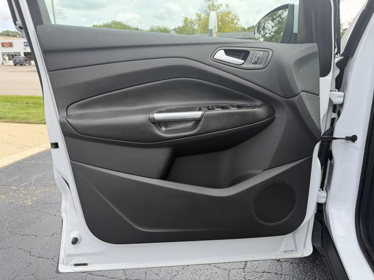Ford Escape photo 13