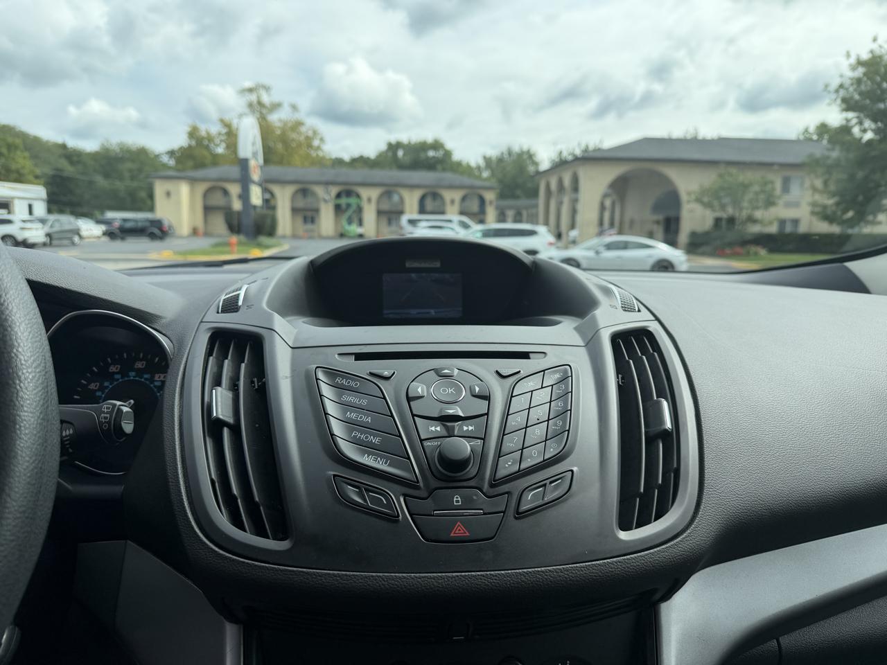 Ford Escape photo 21