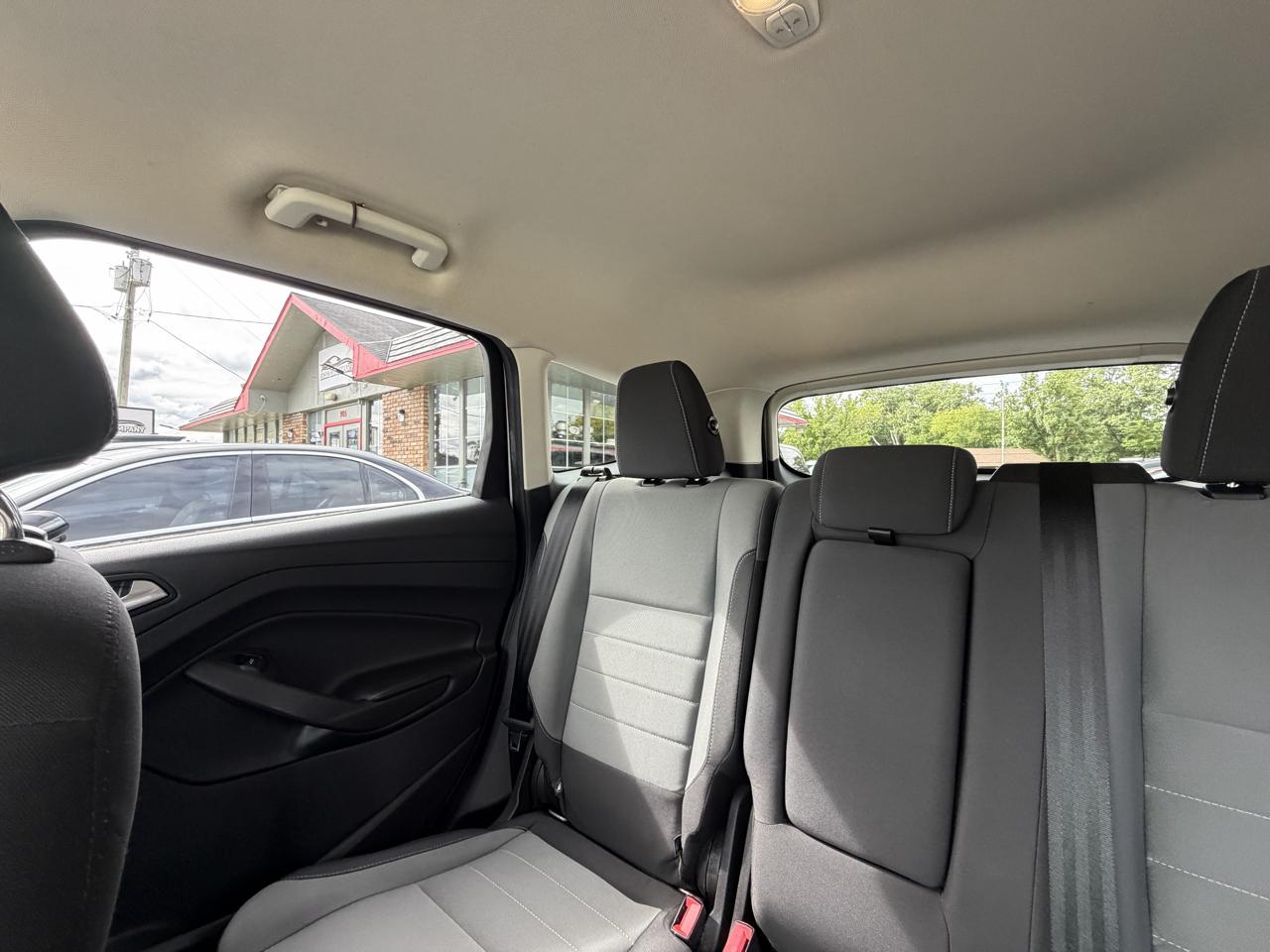 Ford Escape photo 23