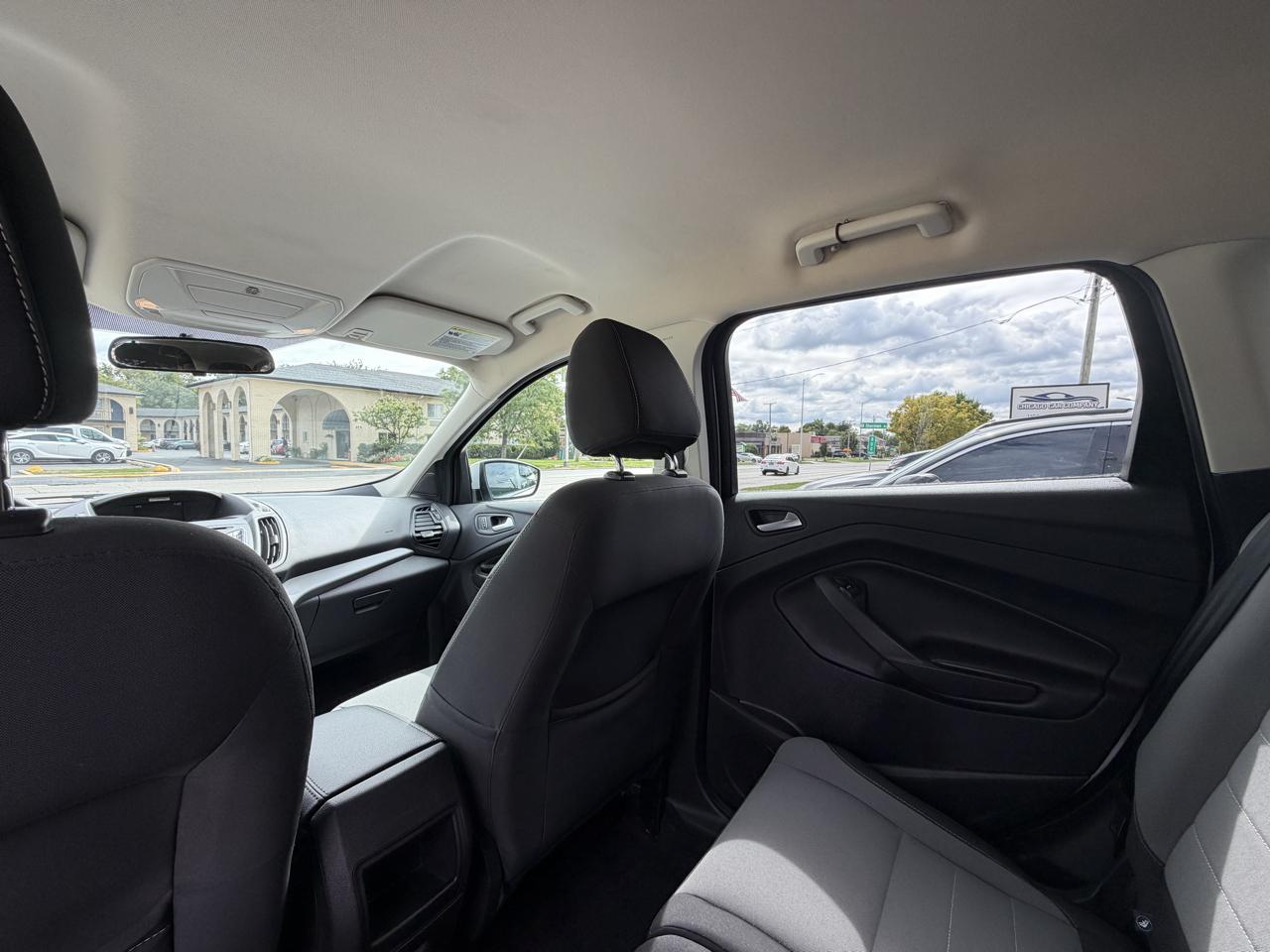 Ford Escape photo 27