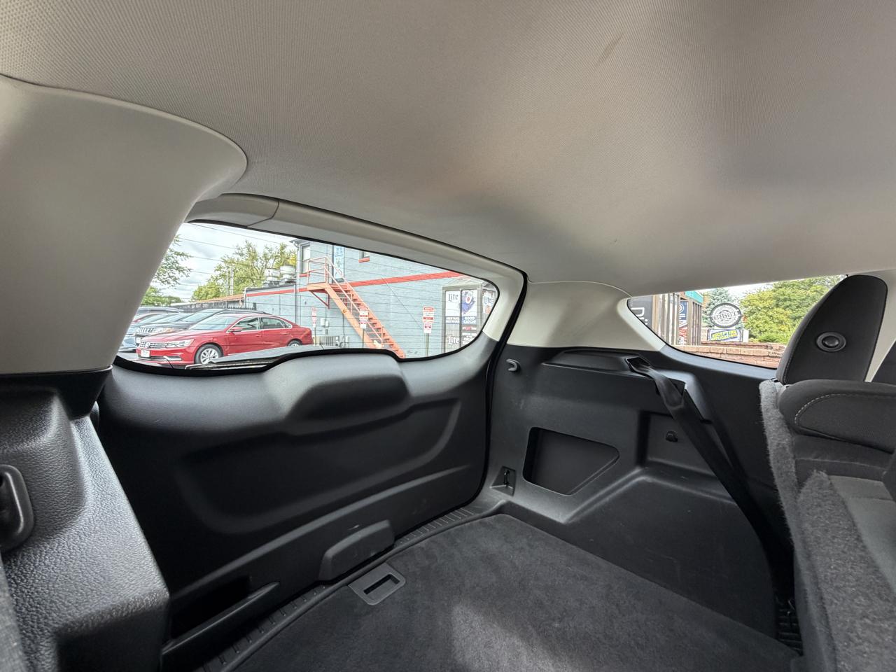 Ford Escape photo 32