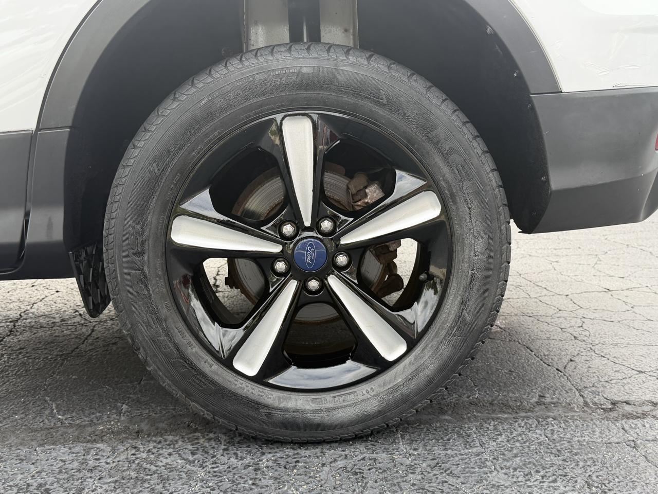 Ford Escape photo 37