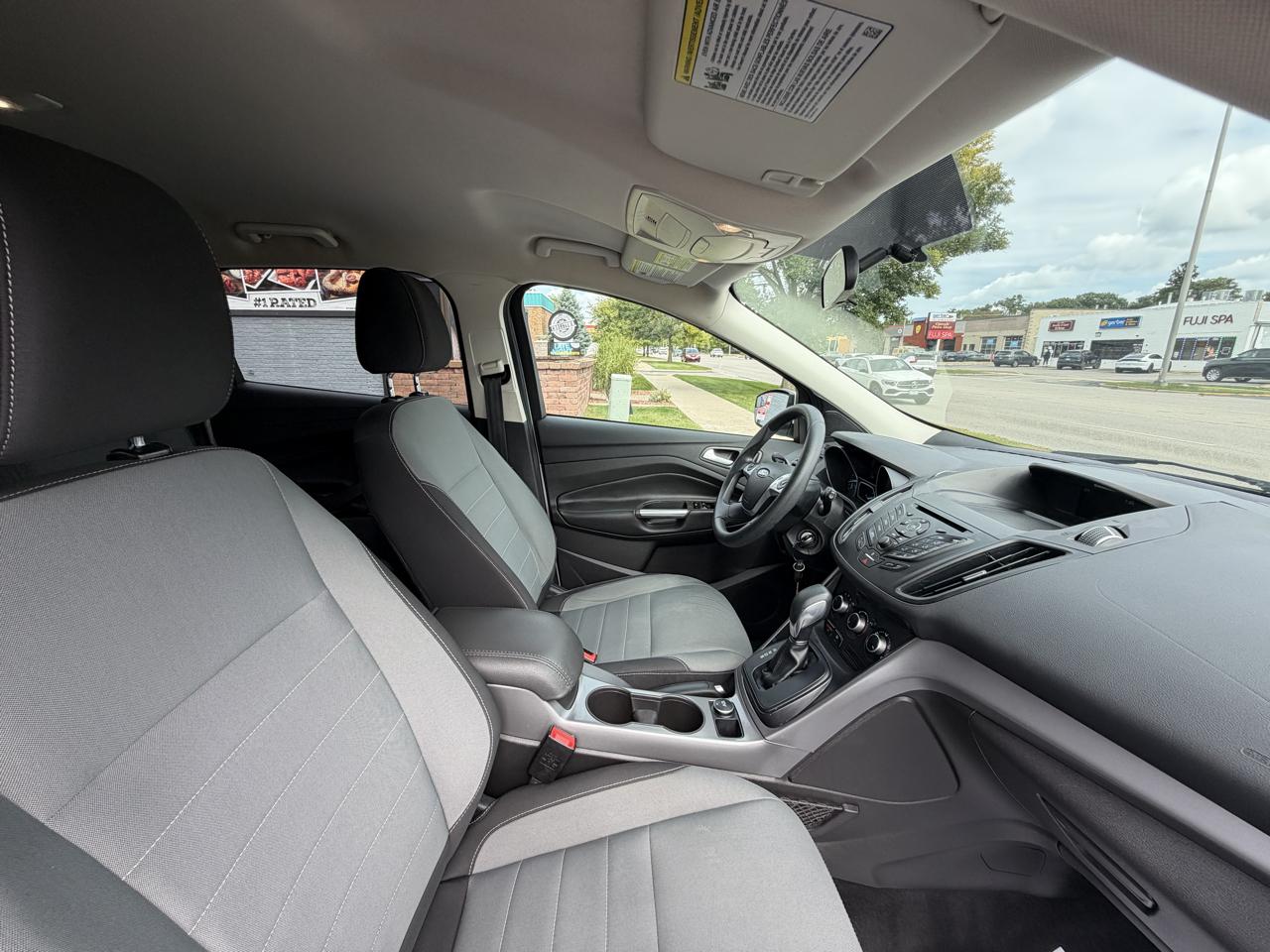 Ford Escape photo 39