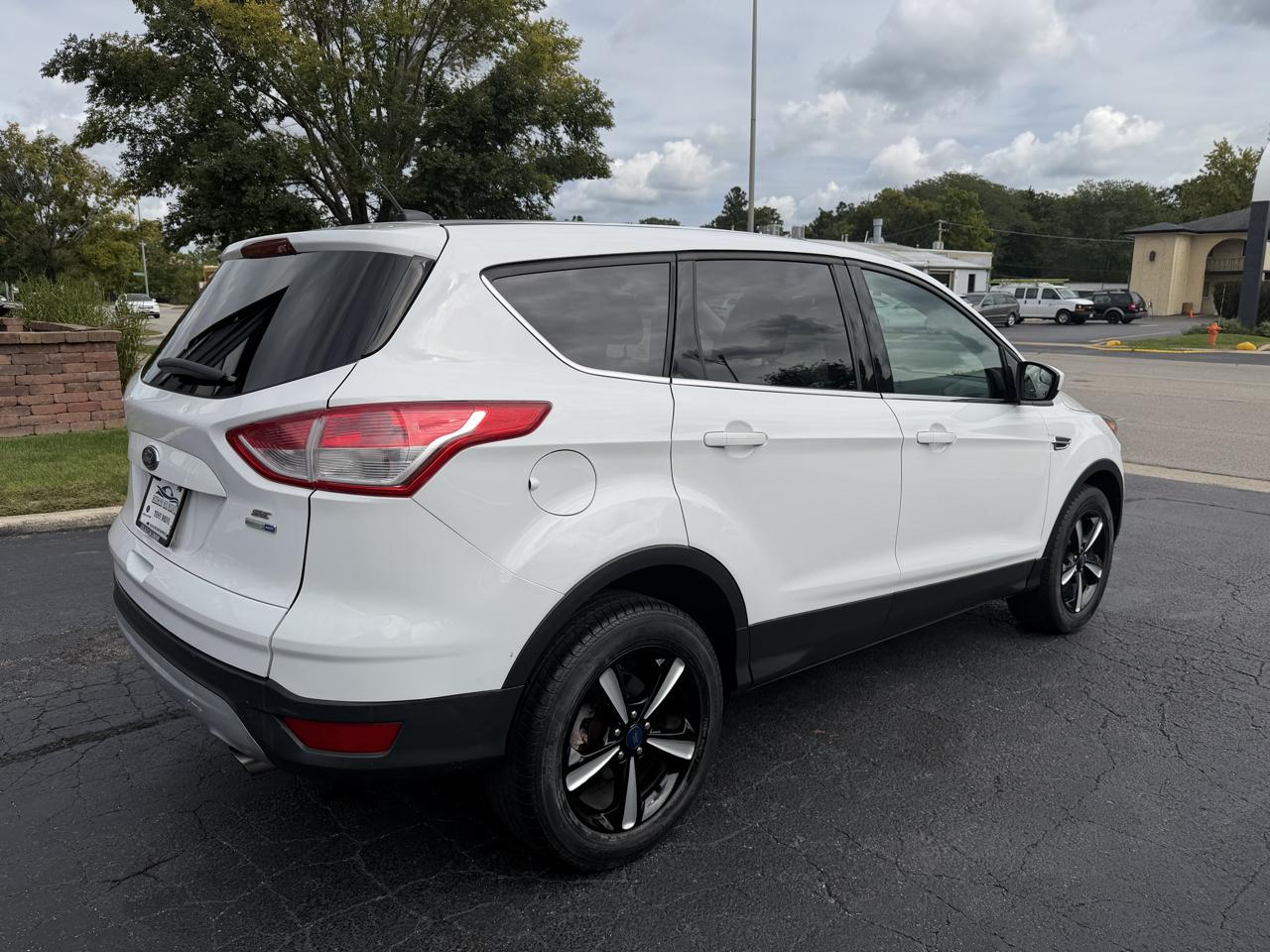Ford Escape photo 47