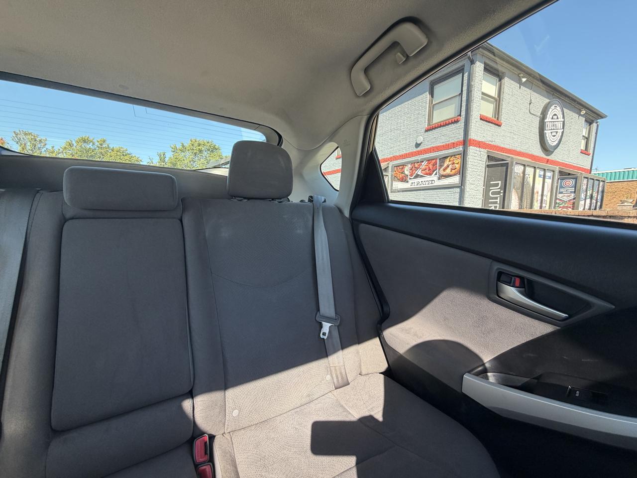 Toyota Prius 5dr HB Three (Natl) 2014