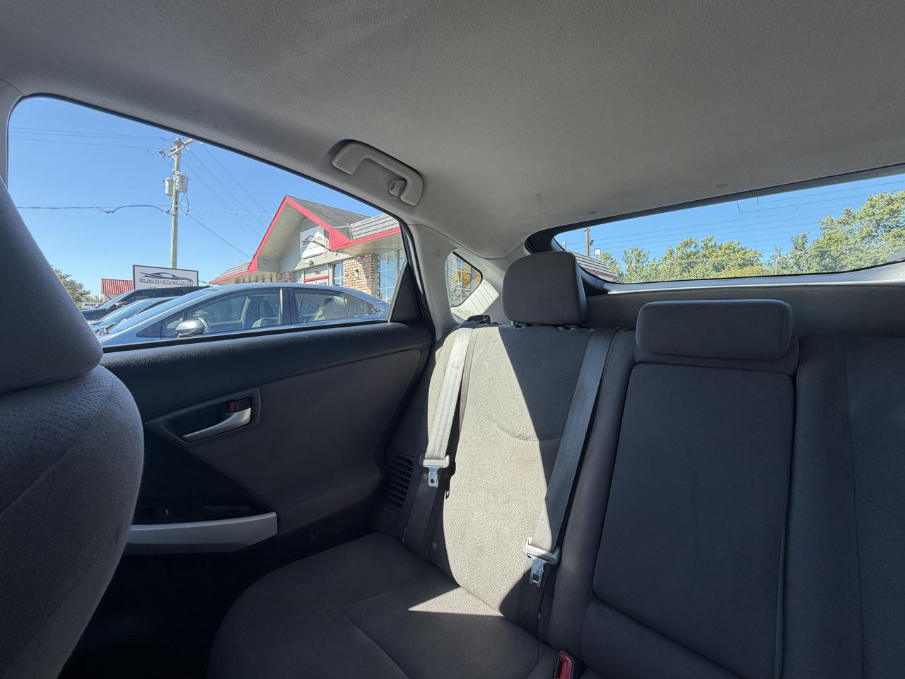 Toyota Prius 5dr HB Three (Natl) 2014