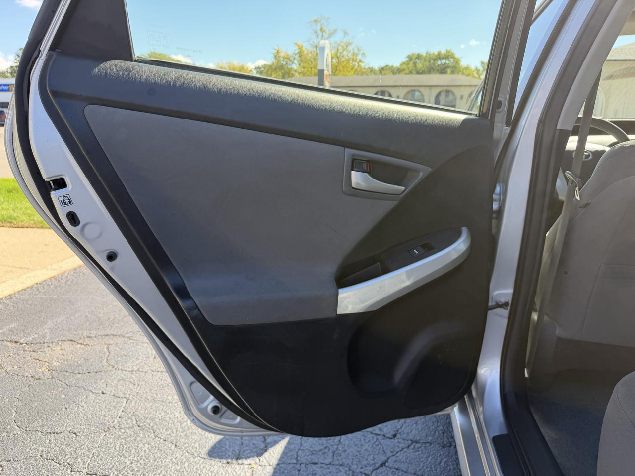 Toyota Prius 5dr HB Three (Natl) 2014
