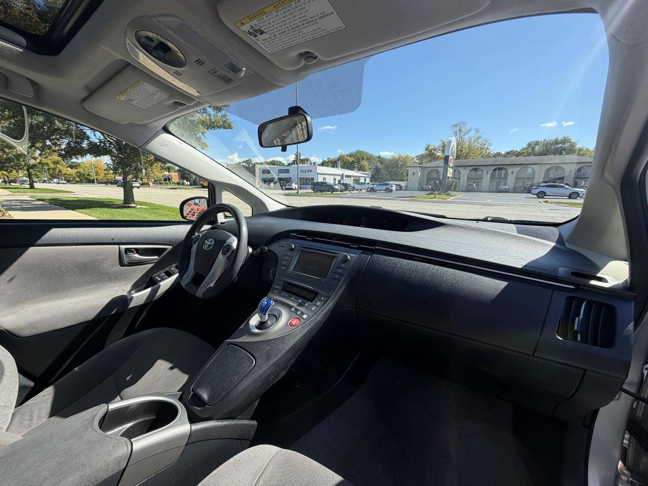 Toyota Prius 5dr HB Three (Natl) 2014