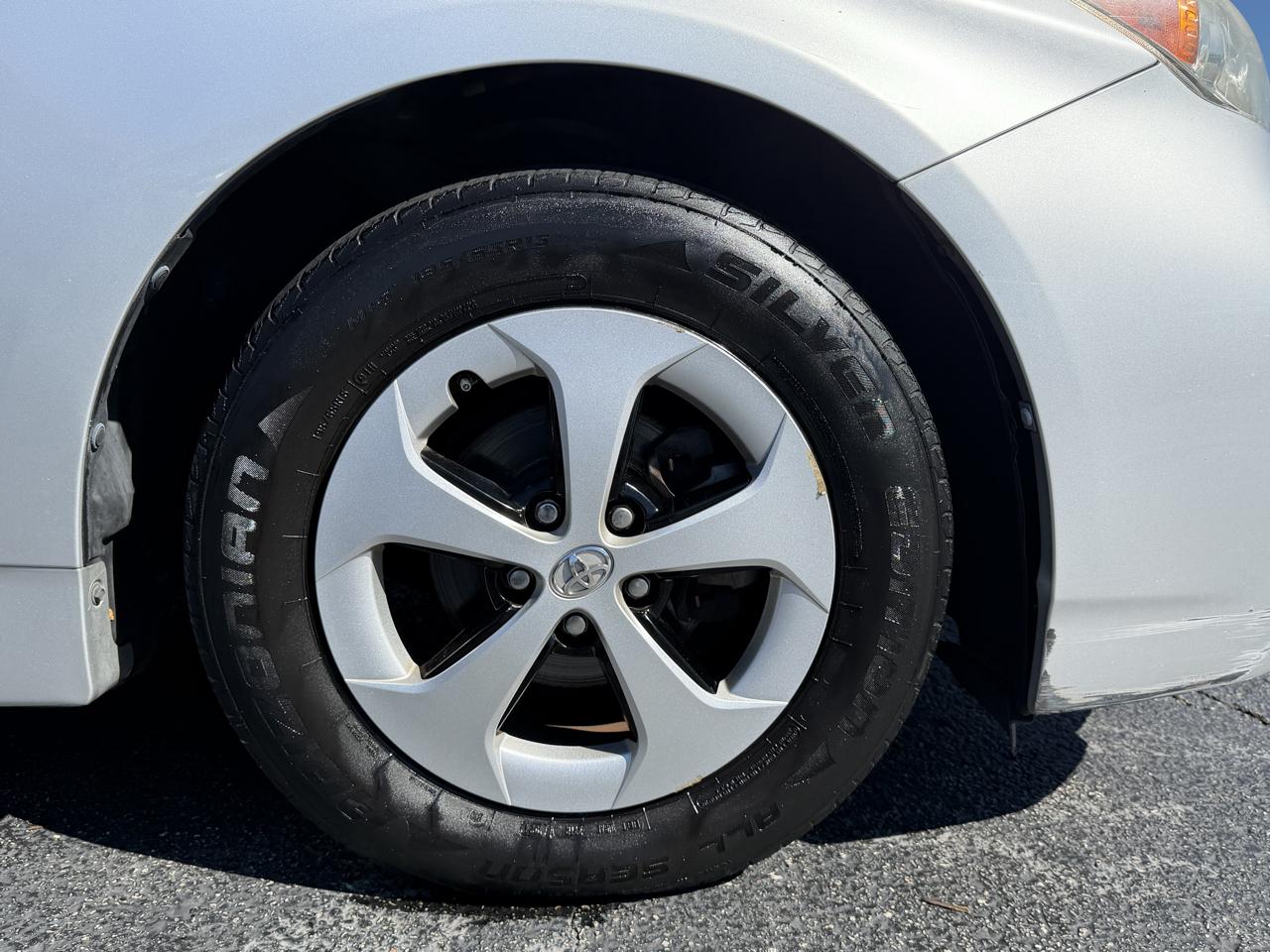 Toyota Prius 5dr HB Three (Natl) 2014