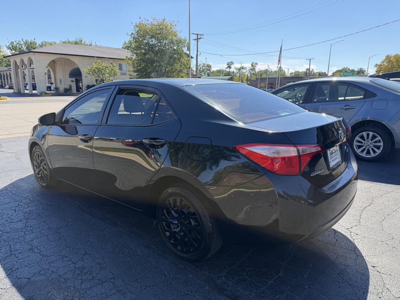 Toyota Corolla photo 9