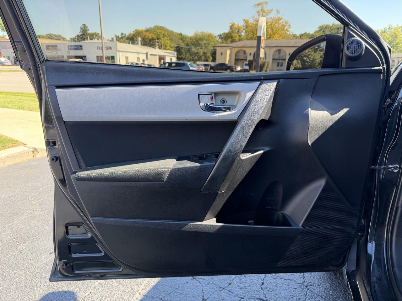 Toyota Corolla photo 13