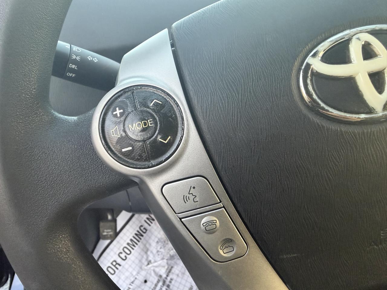 Toyota Prius 5dr HB Three (Natl) 2012