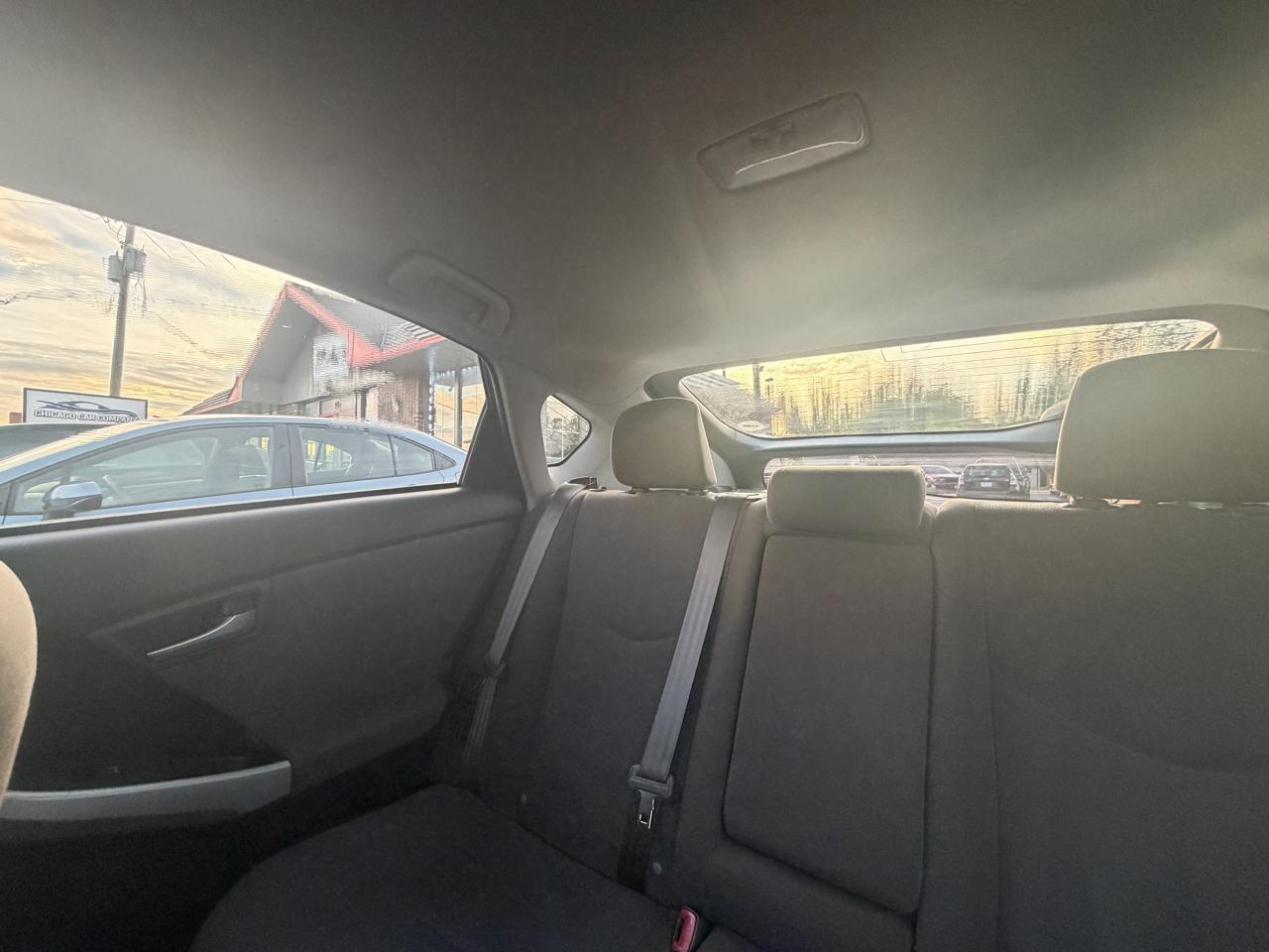 Toyota Prius 5dr HB Three (Natl) 2012