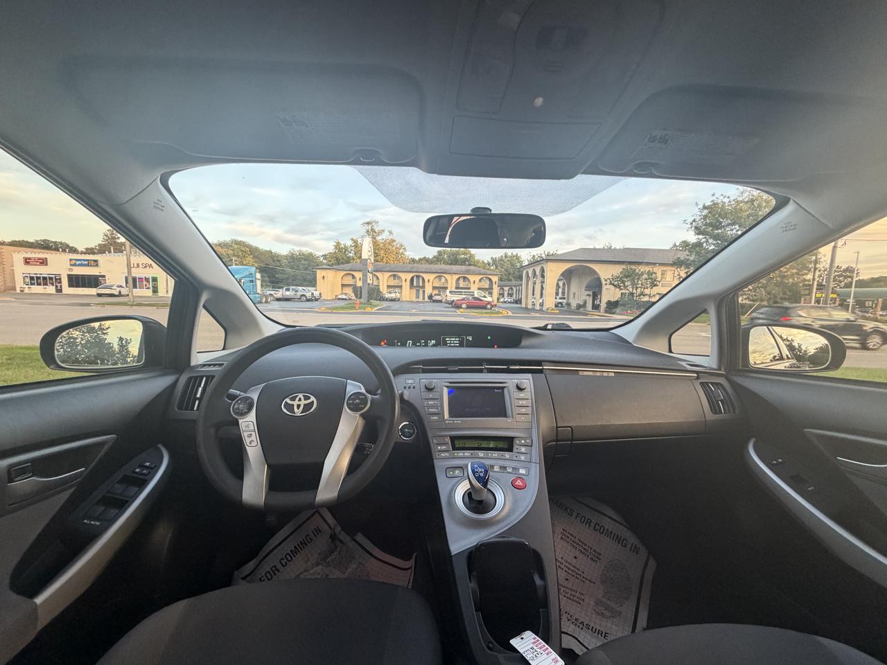 Toyota Prius 5dr HB Three (Natl) 2012