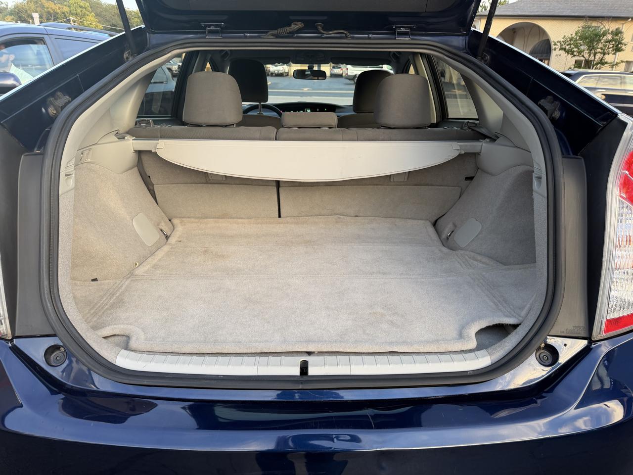 Toyota Prius 5dr HB Three (Natl) 2012