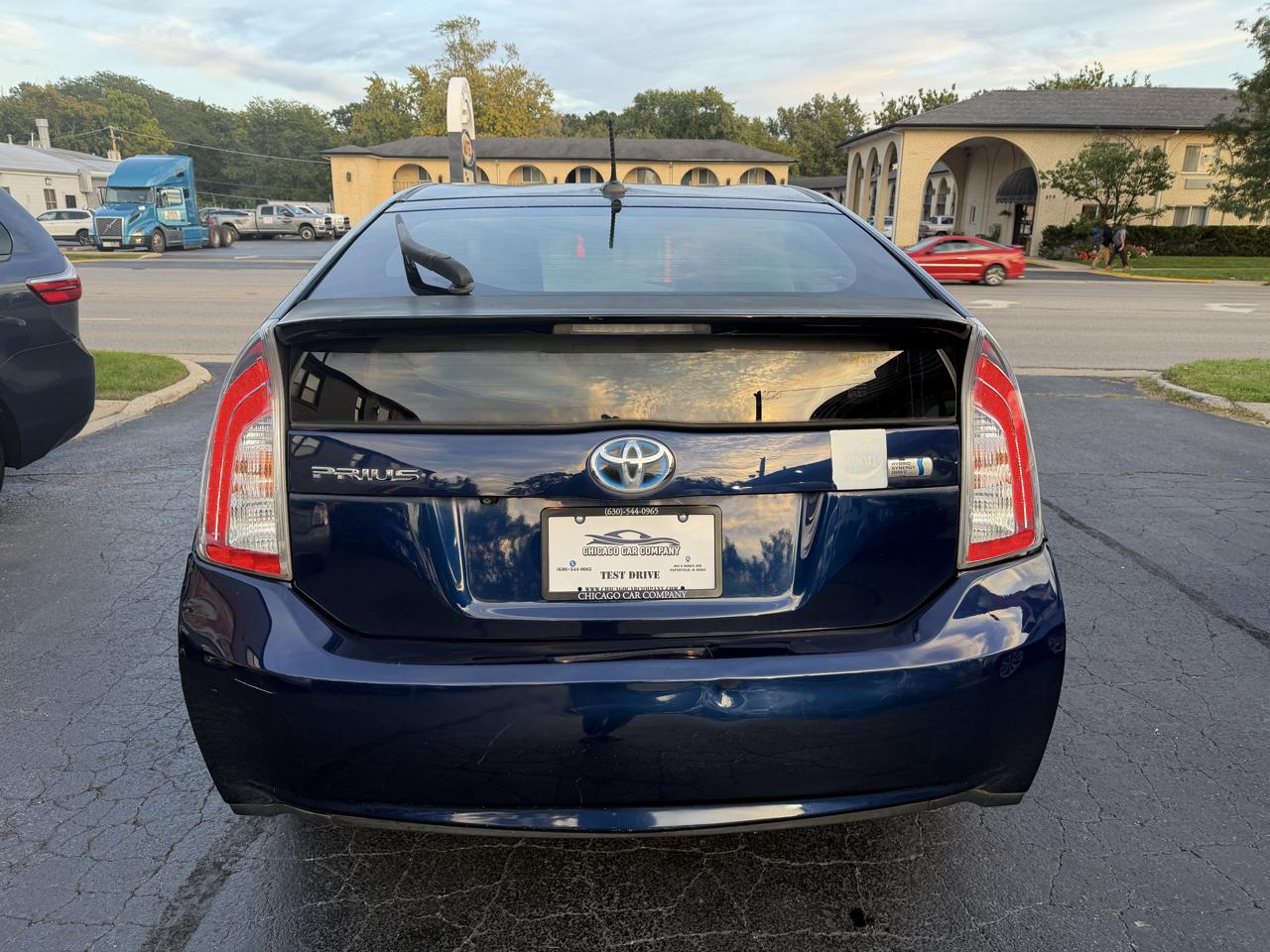 Toyota Prius 5dr HB Three (Natl) 2012