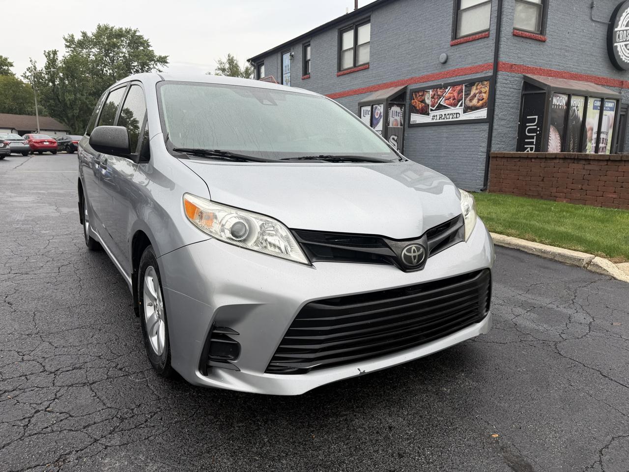 Toyota Sienna L FWD 7-Passenger (Natl) 2018