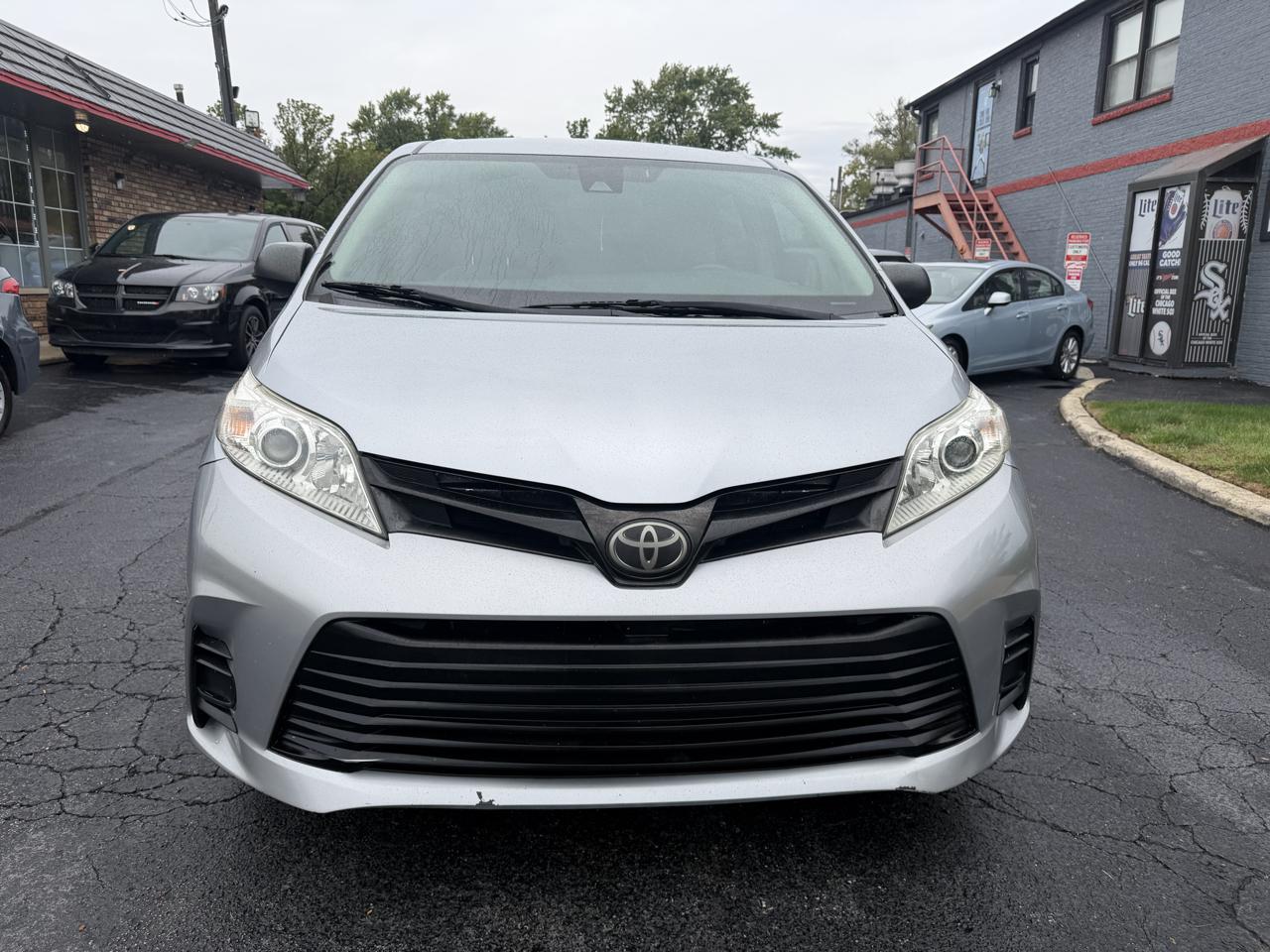 Toyota Sienna L FWD 7-Passenger (Natl) 2018