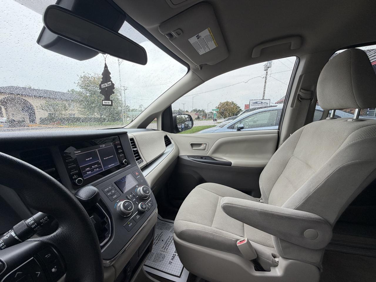 Toyota Sienna L FWD 7-Passenger (Natl) 2018