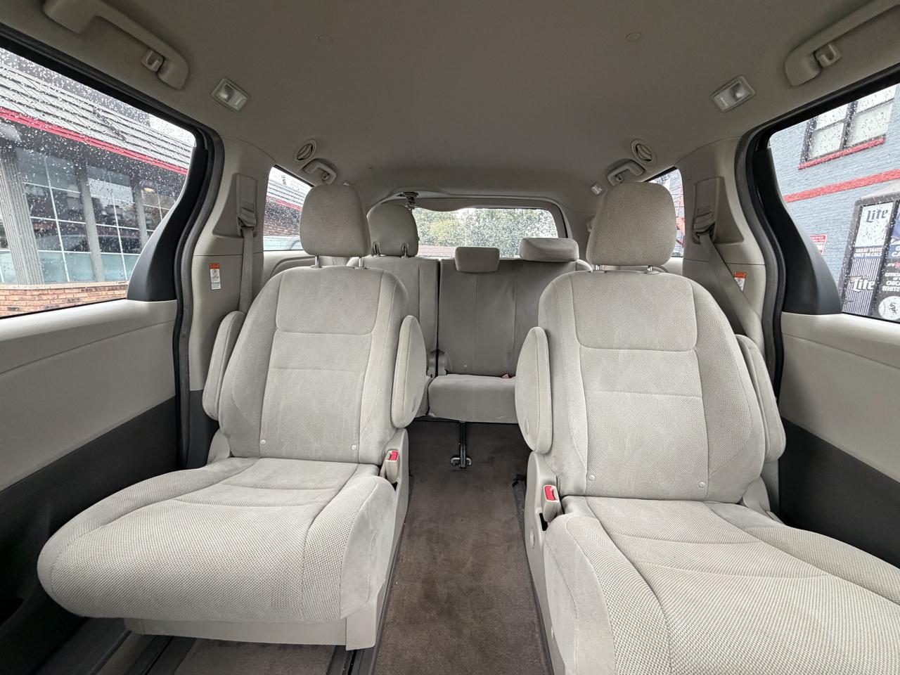 Toyota Sienna L FWD 7-Passenger (Natl) 2018