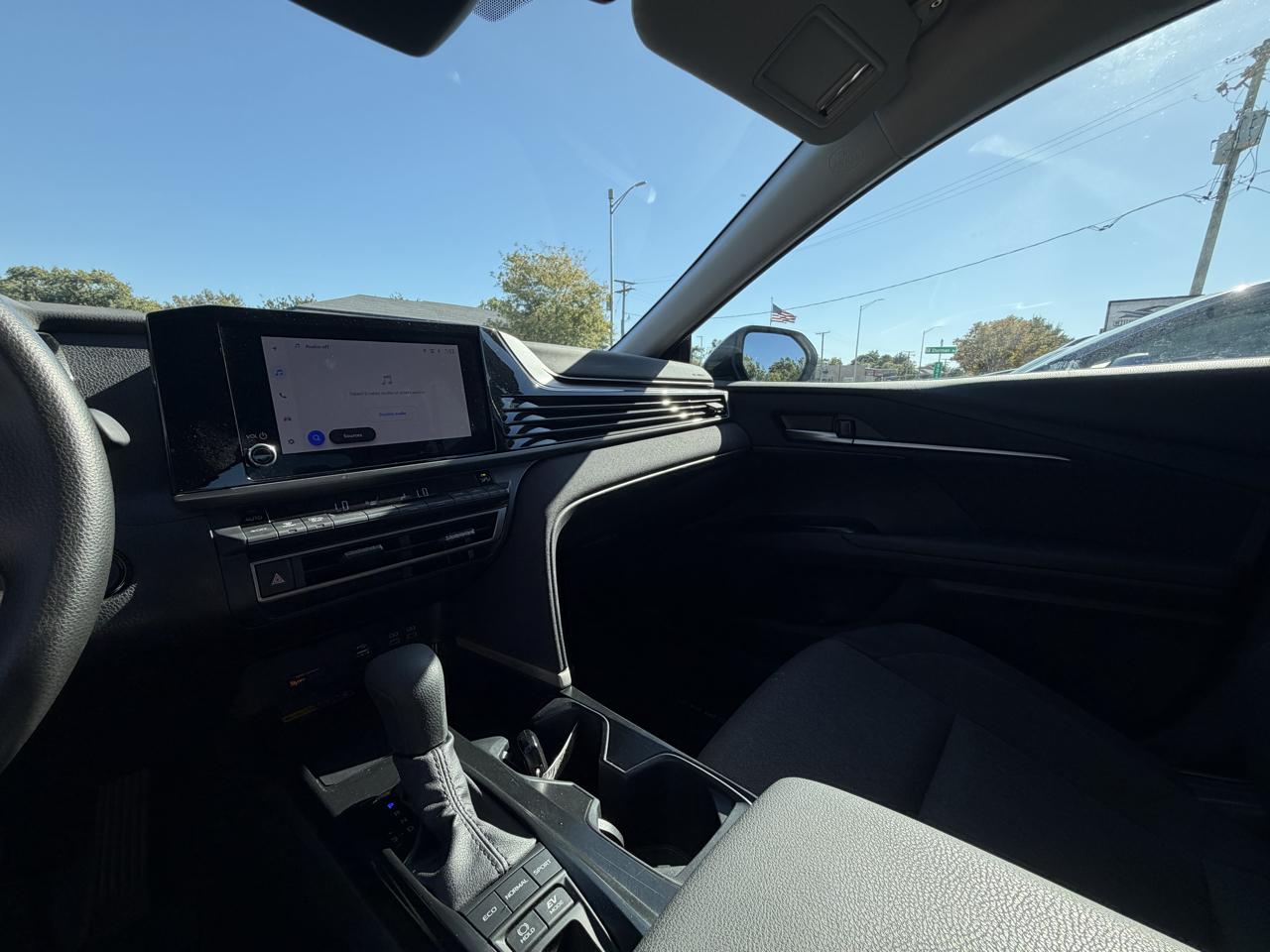 Toyota Camry photo 19
