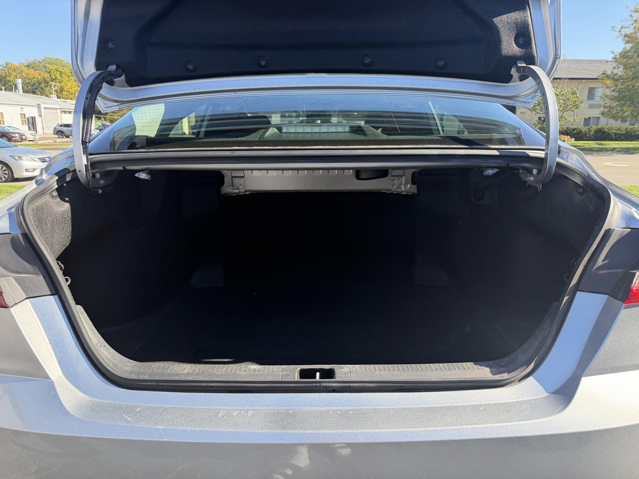 Toyota Camry photo 35