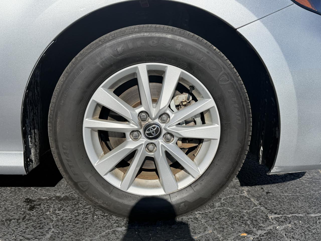 Toyota Camry photo 38