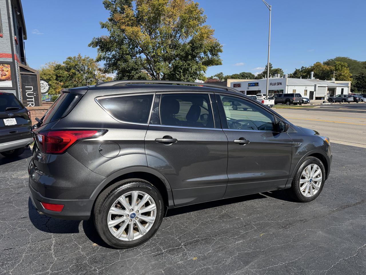 Ford Escape SEL 4WD 2019