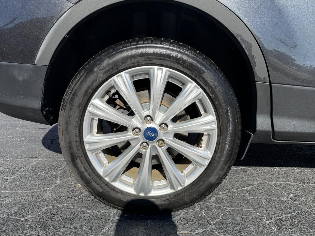 Ford Escape SEL 4WD 2019