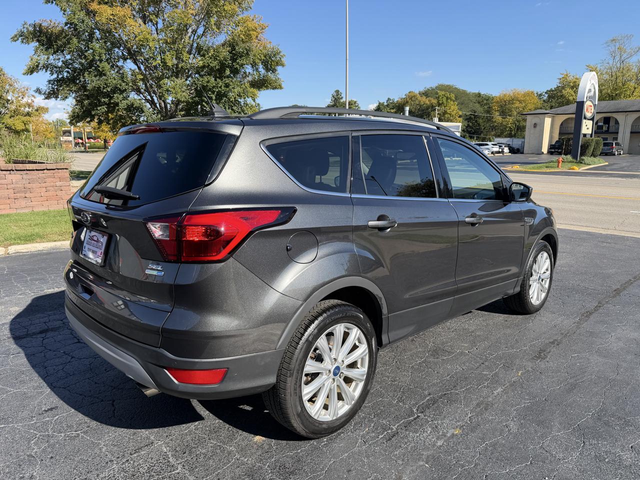Ford Escape SEL 4WD 2019