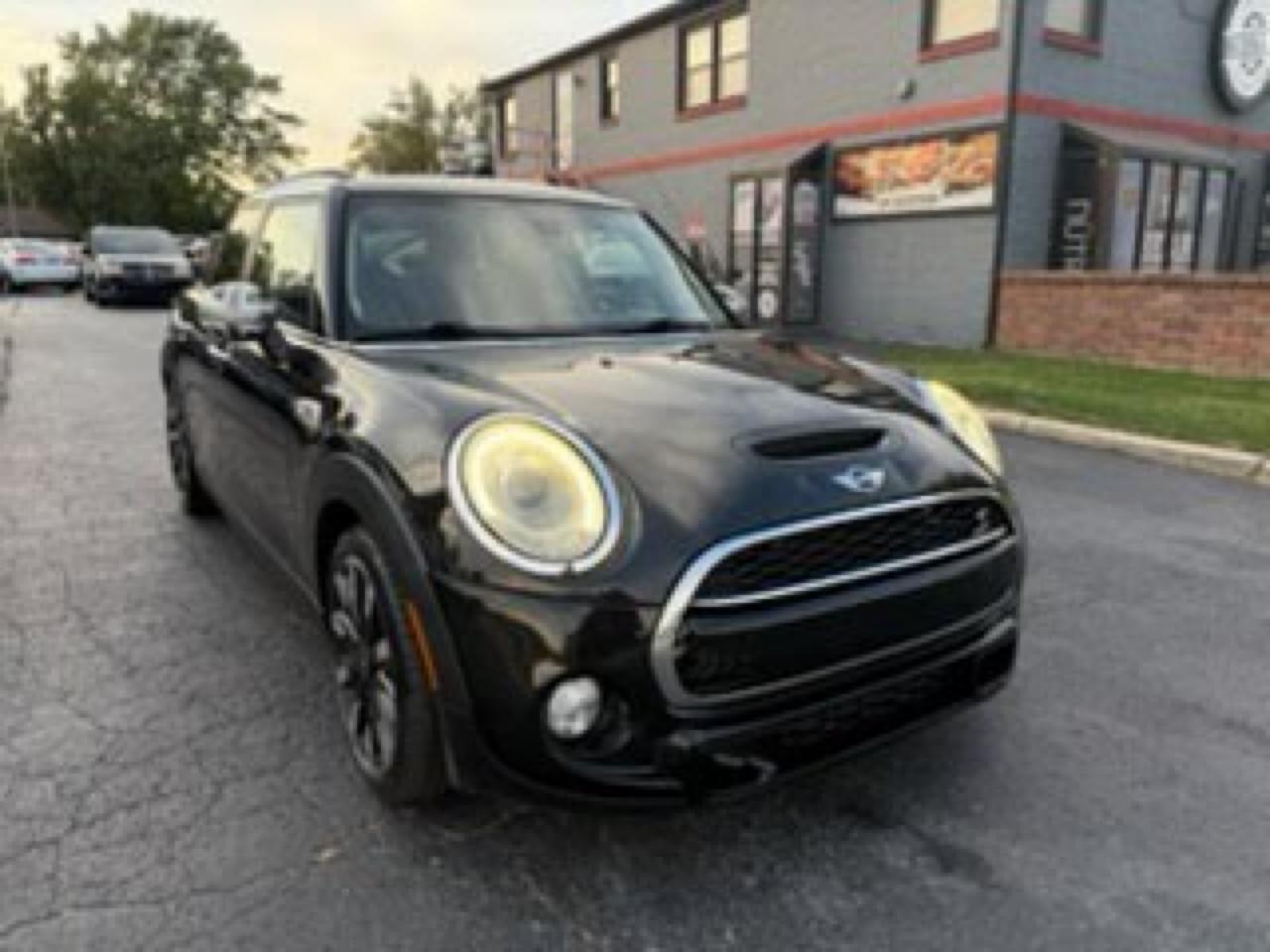 MINI Cooper Hardtop 4 Door 4dr HB S 2016