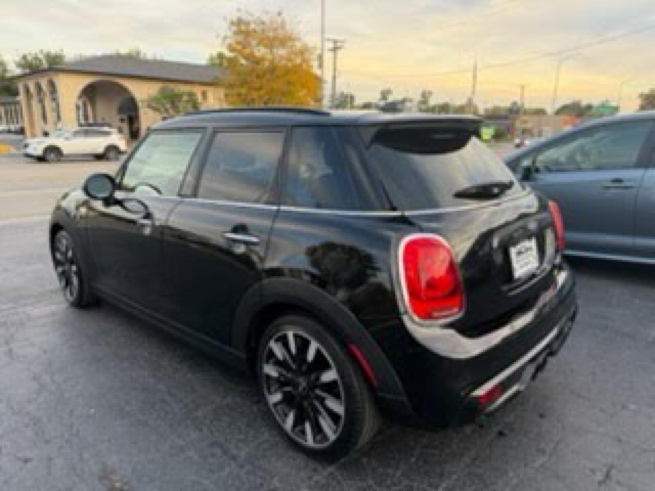 MINI Cooper Hardtop 4 Door 4dr HB S 2016