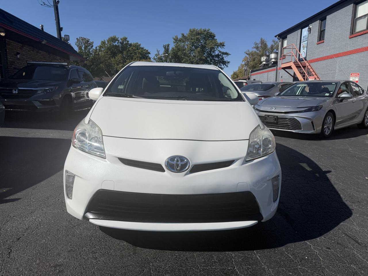 Toyota Prius photo 5