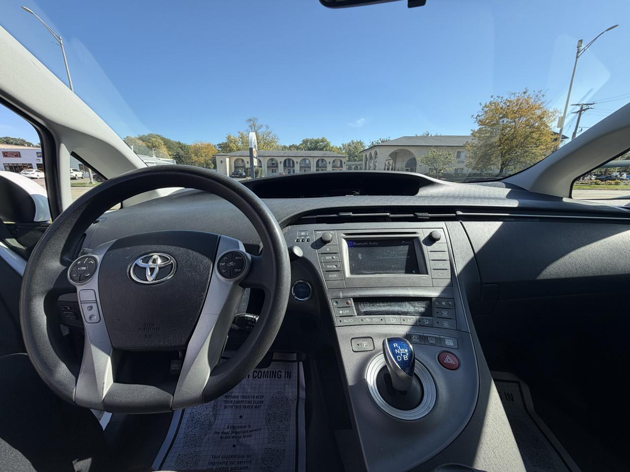 Toyota Prius photo 19