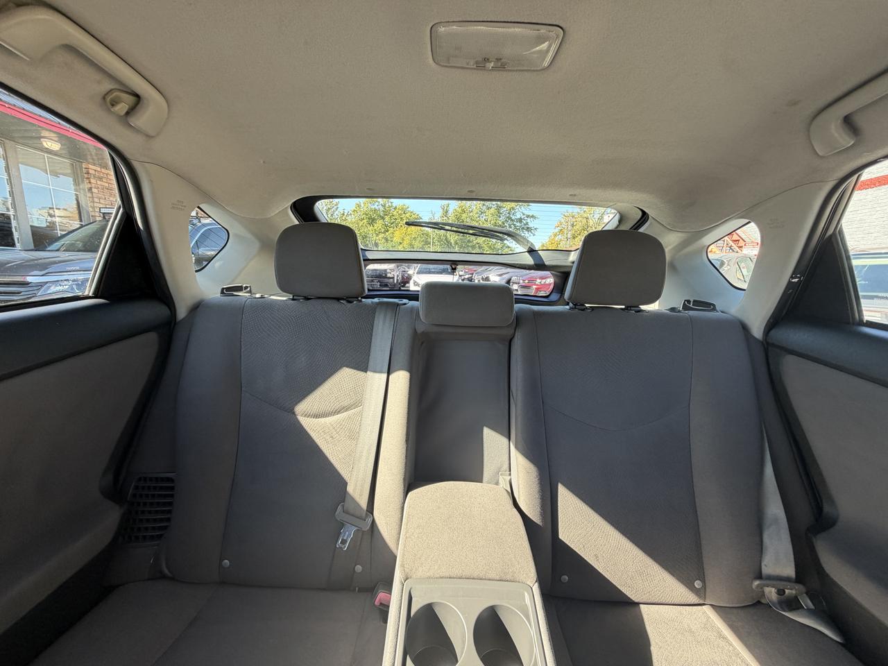 Toyota Prius photo 21