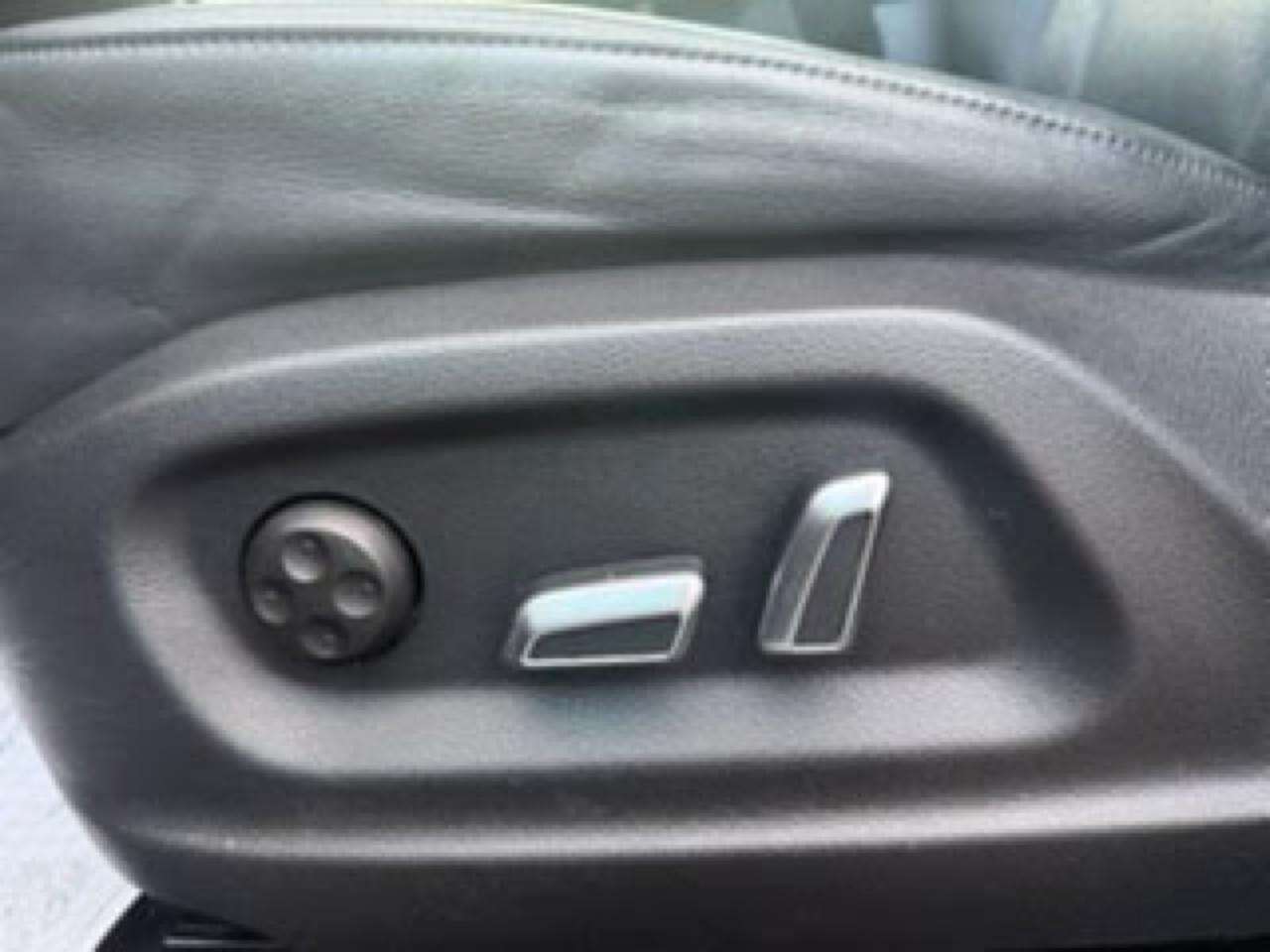 Audi Q3 FrontTrak 4dr Premium Plus 2016