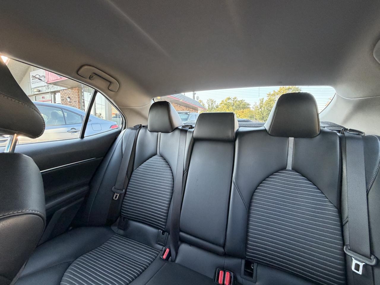 Toyota Camry XLE Auto (Natl) 2018