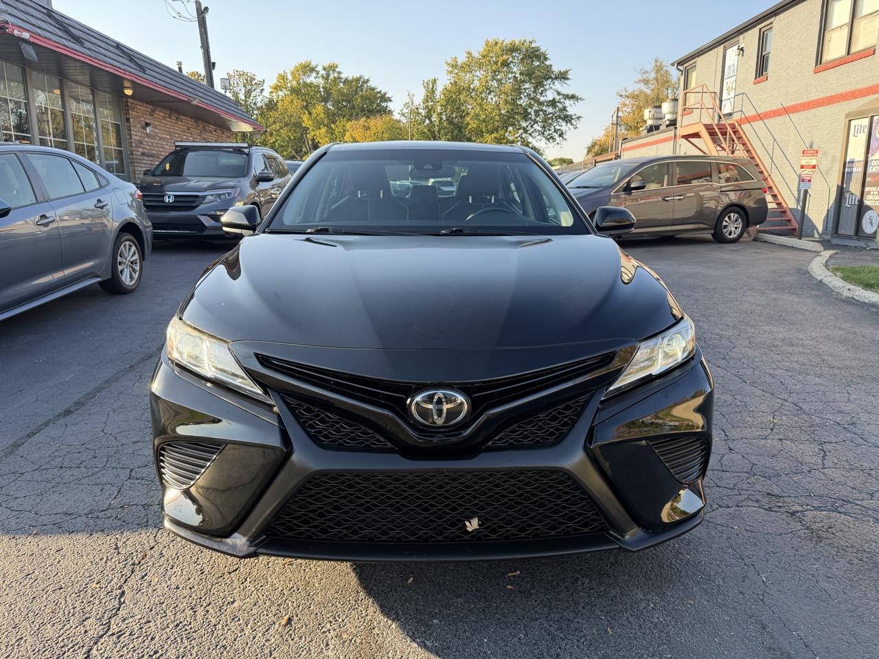 Toyota Camry XLE Auto (Natl) 2018