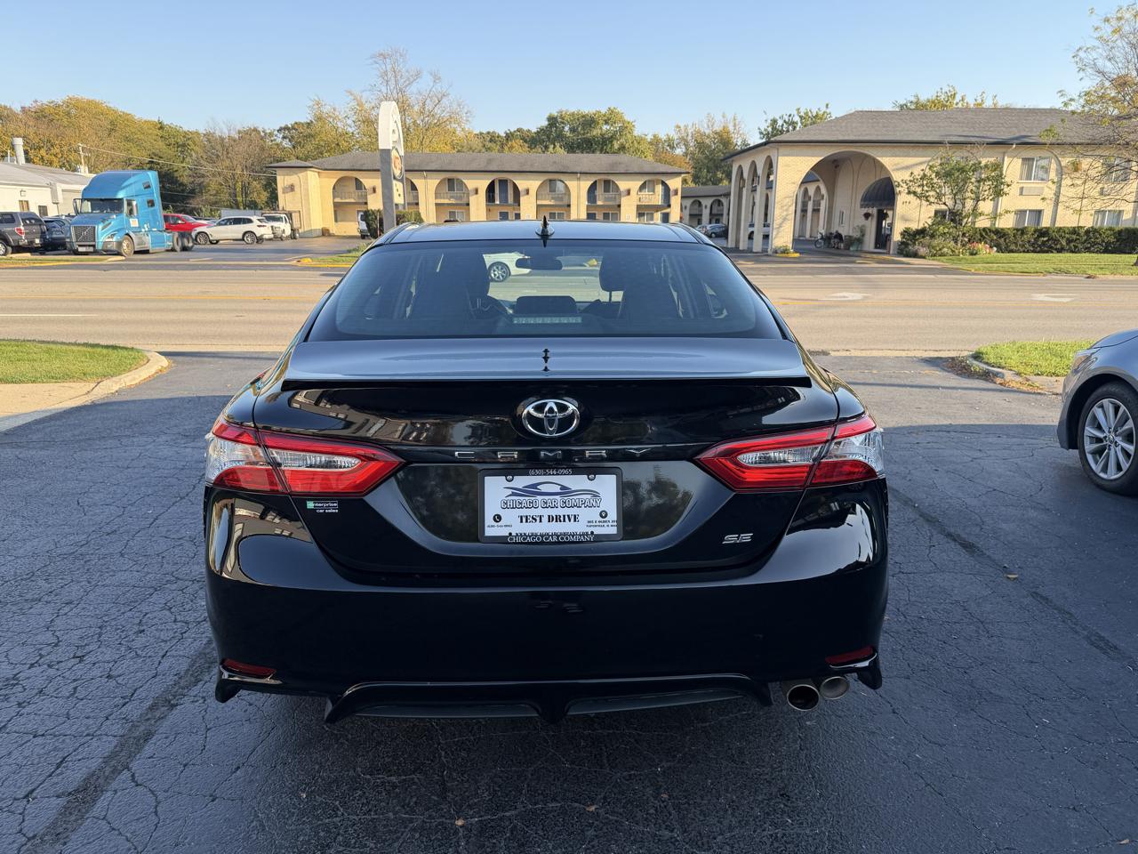 Toyota Camry XLE Auto (Natl) 2018
