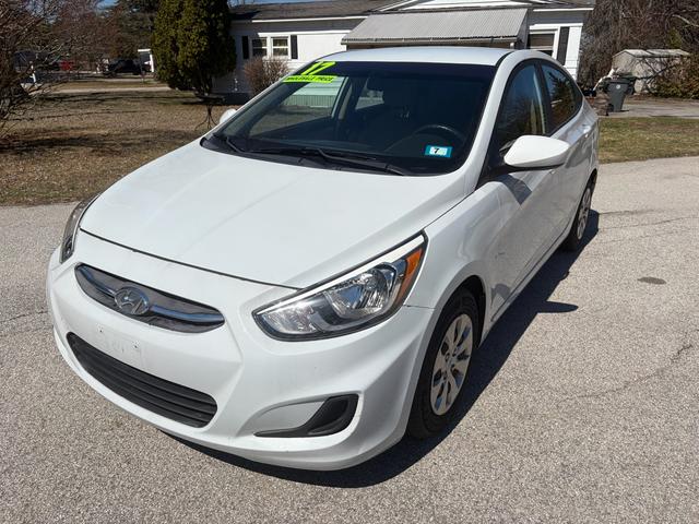White 2017 Hyundai Accent SE Sedan FWD Sedan Front-Wheel Drive Automatic