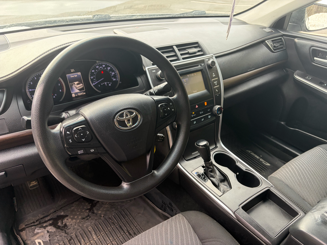 Toyota Camry SE 2017