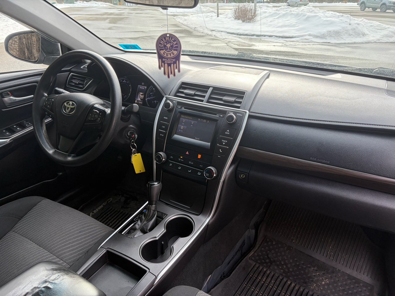 Toyota Camry SE 2017