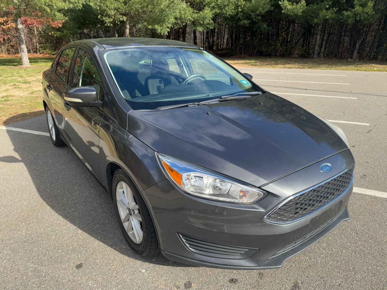 Ford Focus SE Sedan 2016