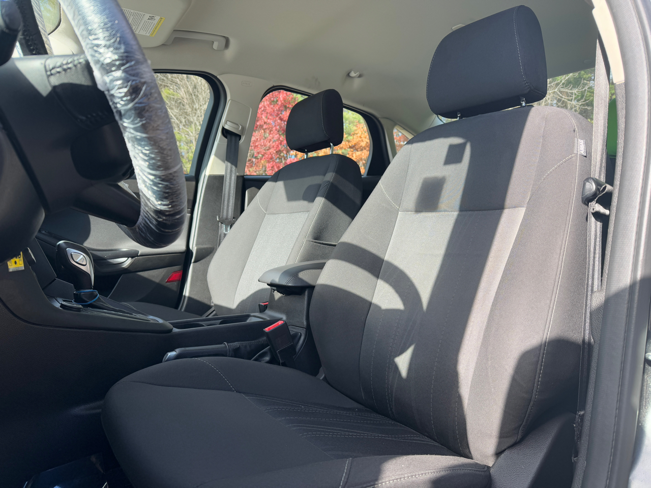 Ford Focus SE Sedan 2016