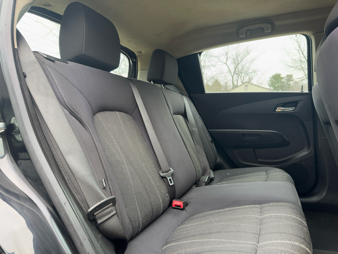 Chevrolet Sonic 2LT 5-Door 2012