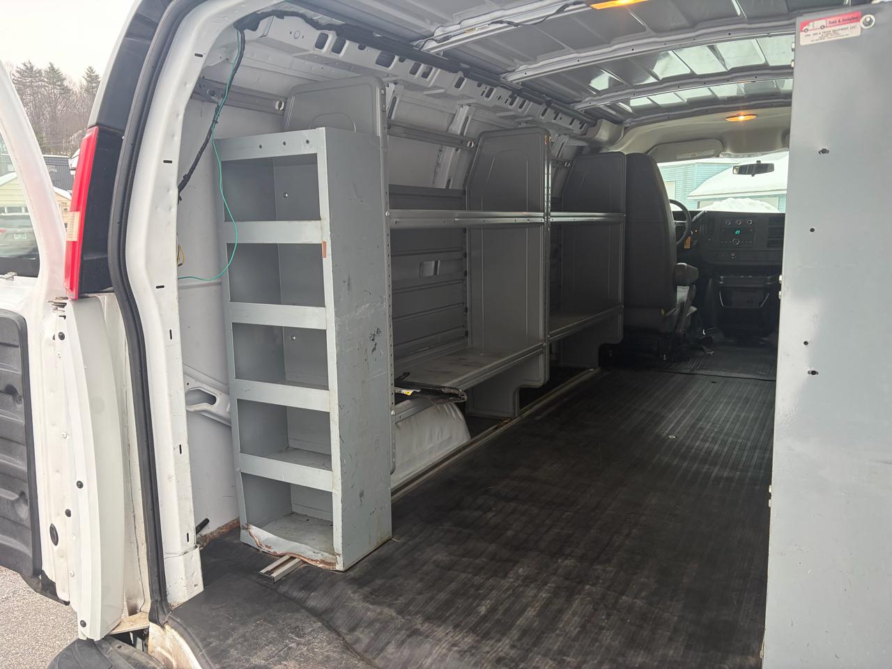 Chevrolet Express 2500 Cargo 2011