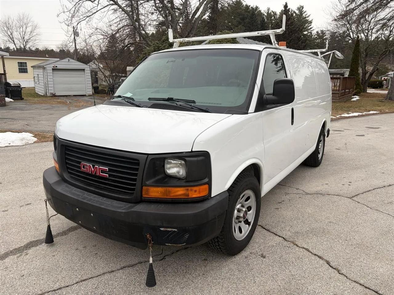 White 2013 GMC Savana Cargo Van All-Wheel Drive 4-Speed Automatic