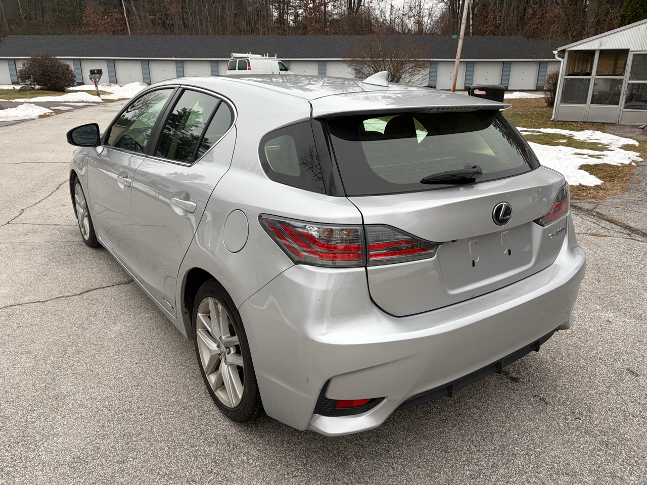 Lexus CT CT 200h FWD 2016