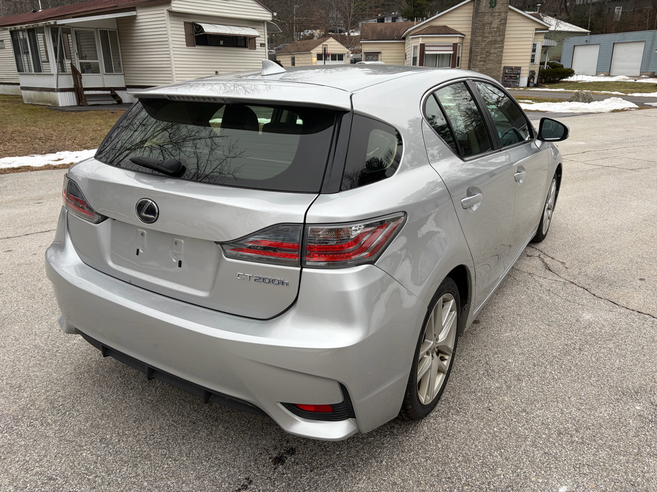 Lexus CT CT 200h FWD 2016